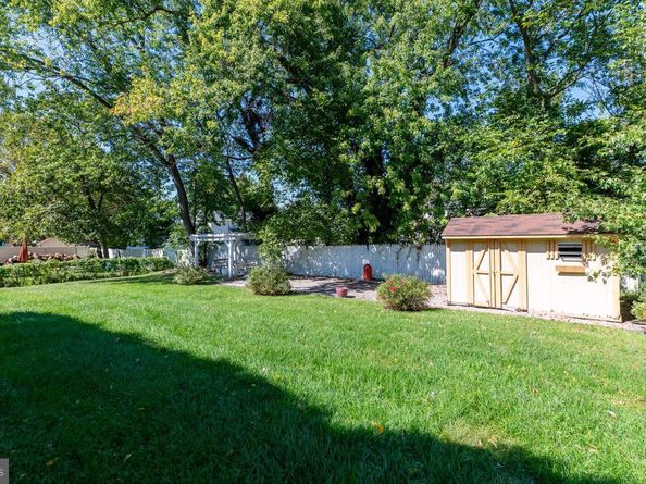 1558 Robinson Avenue, Willow Grove PA 19090