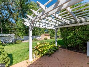 1558 Robinson Avenue, Willow Grove PA 19090