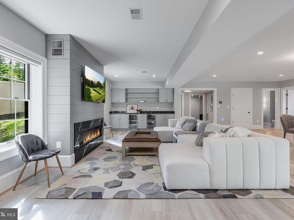 7002 River Oaks Drive, Mclean VA 22101