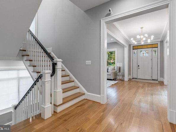 7002 River Oaks Drive, Mclean VA 22101