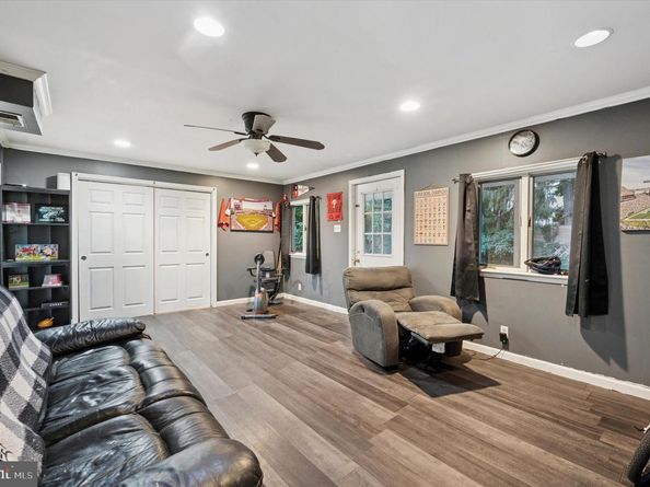 2379 Mole Road, Secane PA 19018