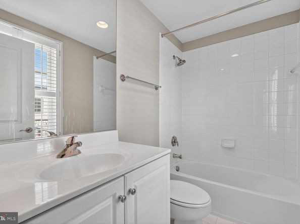 1808 Potomac Greens Drive, Alexandria VA 22314