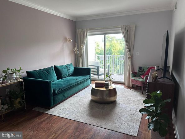 6301 Edsall Road 205, Alexandria VA 22312