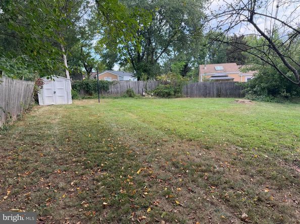 160 Magnolia Road, Sterling VA 20164