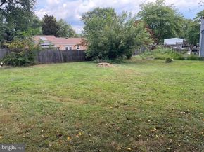 160 Magnolia Road, Sterling VA 20164