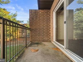 75 S Reynolds Street 413, Alexandria VA 22304