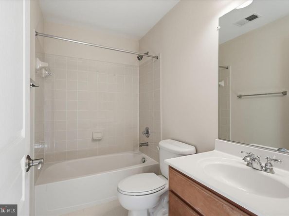 411 Spring Street, Herndon VA 20170