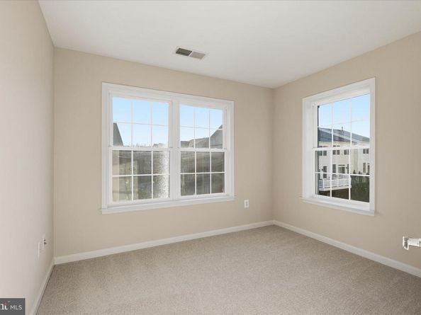 411 Spring Street, Herndon VA 20170