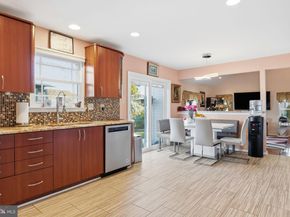 941 Meadow Glen Road, Warminster PA 18974