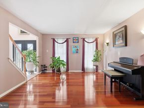 941 Meadow Glen Road, Warminster PA 18974