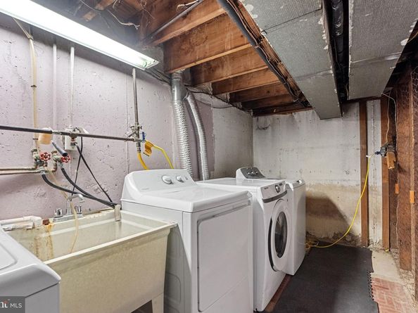 159 W Maryland Avenue, Aldan PA 19018