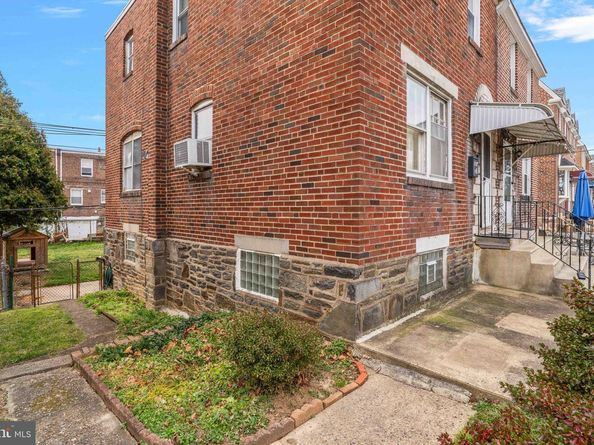 1130 Fanshawe Street, Philadelphia PA 19111