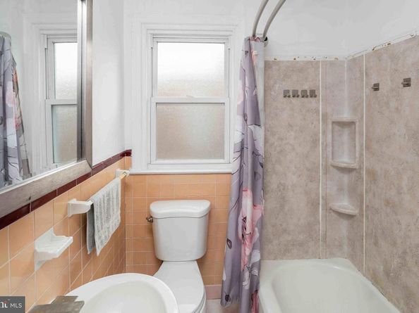 1130 Fanshawe Street, Philadelphia PA 19111