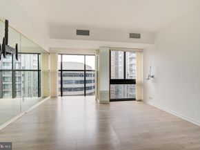 1530 Key Boulevard 1321, Arlington VA 22209