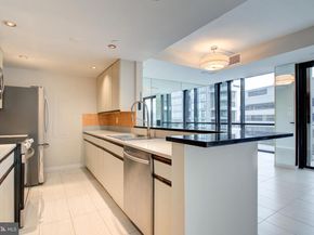 1530 Key Boulevard 1321, Arlington VA 22209