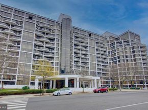 1530 Key Boulevard 1321, Arlington VA 22209