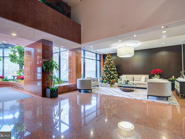 1530 Key Boulevard 1321, Arlington VA 22209