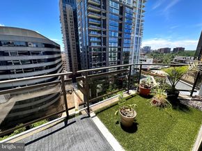 1530 Key Boulevard 1321, Arlington VA 22209