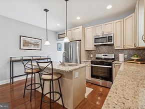 253 Hermitage Street, Philadelphia PA 19127