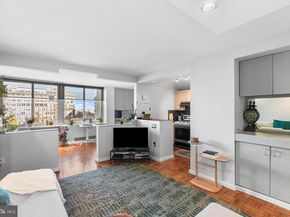 604 S Washington Square 1106, Philadelphia PA 19106