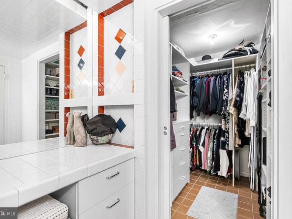 604 S Washington Square 1106, Philadelphia PA 19106