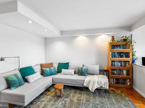 604 S Washington Square 1106, Philadelphia PA 19106