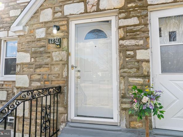 1230 Glenview Street, Philadelphia PA 19111