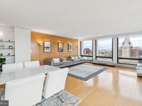 210 Locust Street 15AW, Philadelphia PA 19106