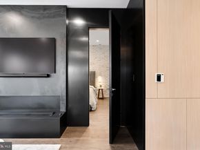 625 Slaters Lane 402, Alexandria VA 22314