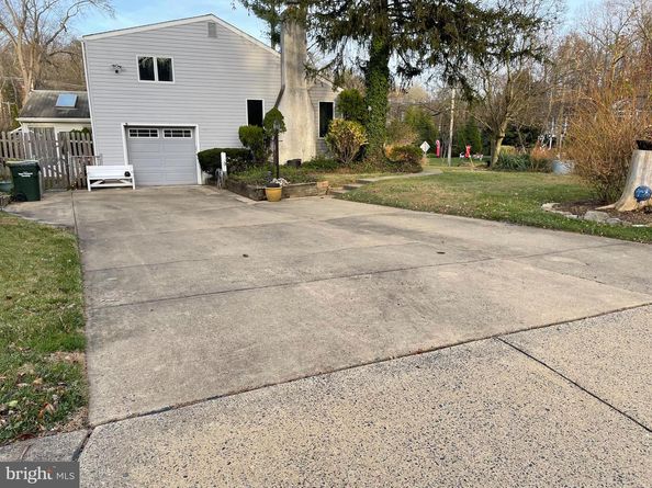 2400 Edge Hill Road, Huntingdon Valley PA 19006