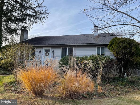 2400 Edge Hill Road, Huntingdon Valley PA 19006