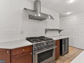1555 N Colonial Terrace 500, Arlington VA 22209