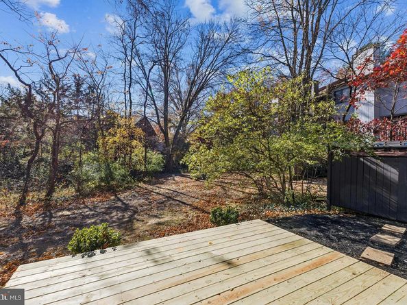 2015 Wethersfield Court, Reston VA 20191