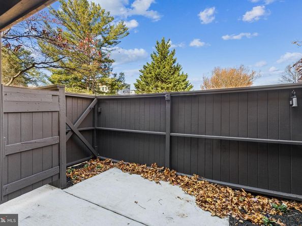 2015 Wethersfield Court, Reston VA 20191