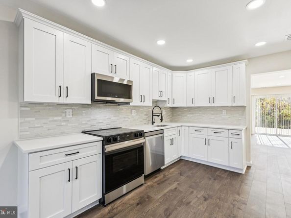 2015 Wethersfield Court, Reston VA 20191