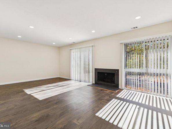 2015 Wethersfield Court, Reston VA 20191