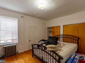 1402 S 2nd Street, Philadelphia PA 19147