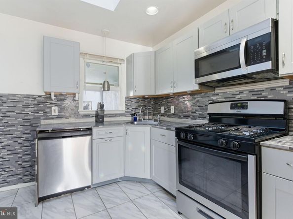 2752 Windsor Drive, Bensalem PA 19020