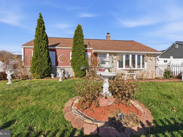 2752 Windsor Drive, Bensalem PA 19020