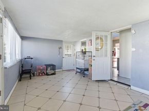 2752 Windsor Drive, Bensalem PA 19020