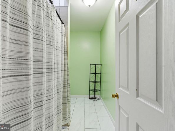 1421 11TH, Crum Lynne PA 19022