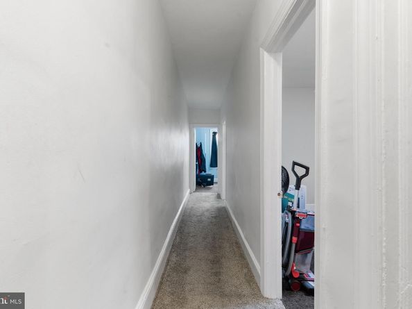 1421 11TH, Crum Lynne PA 19022