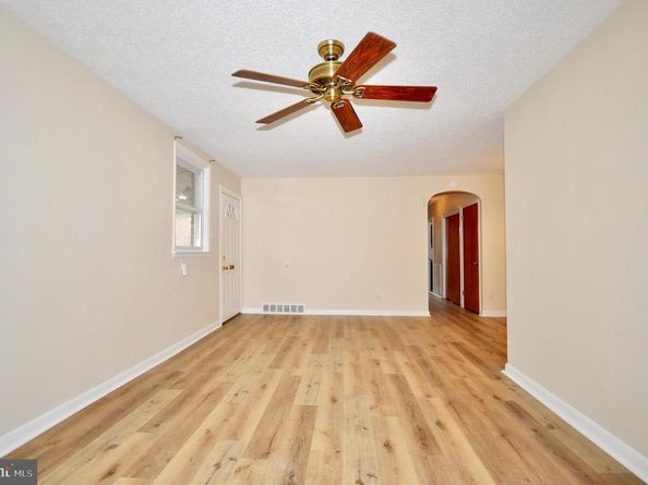 2216 Emerson Street, Philadelphia PA 19152