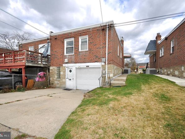 2216 Emerson Street, Philadelphia PA 19152