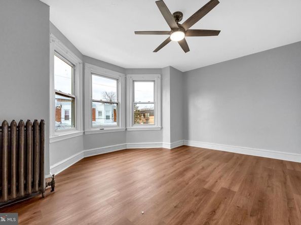 29 College Avenue, Upper Darby PA 19082