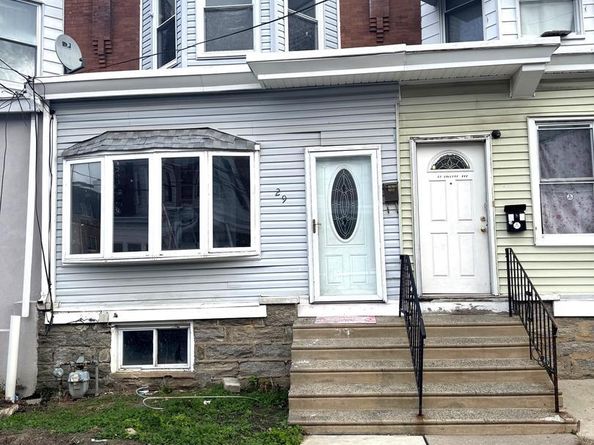 29 College Avenue, Upper Darby PA 19082