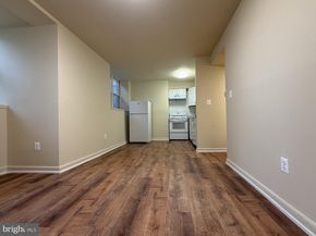 1901 16TH Street NW 11, Washington DC 20009