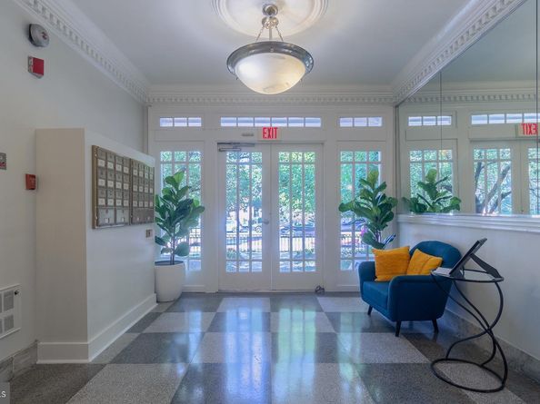 1901 16TH Street NW 11, Washington DC 20009