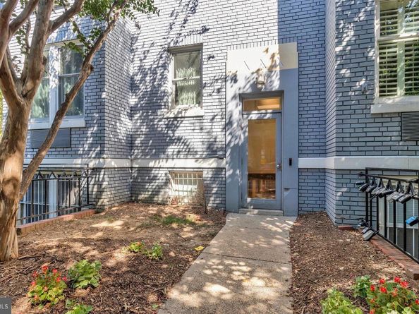 1901 16TH Street NW 11, Washington DC 20009