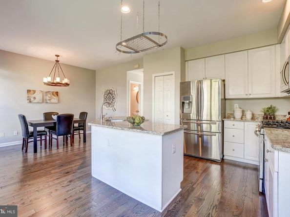 47616 Watkins Island Square, Sterling VA 20165